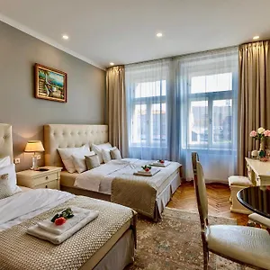 Slabur Apartmanhotel