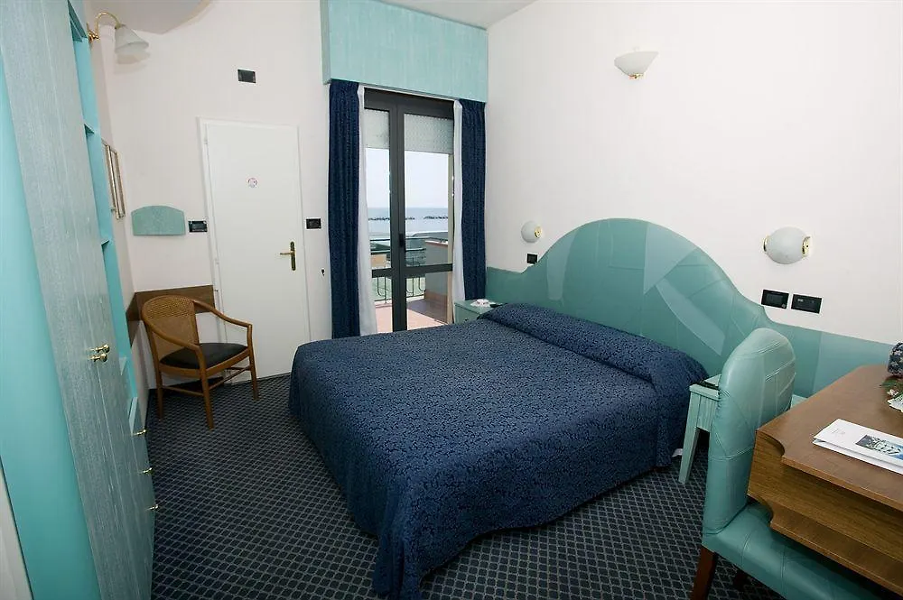 Hotel Strand Bellaria-Igea Marina 3*,  Italia